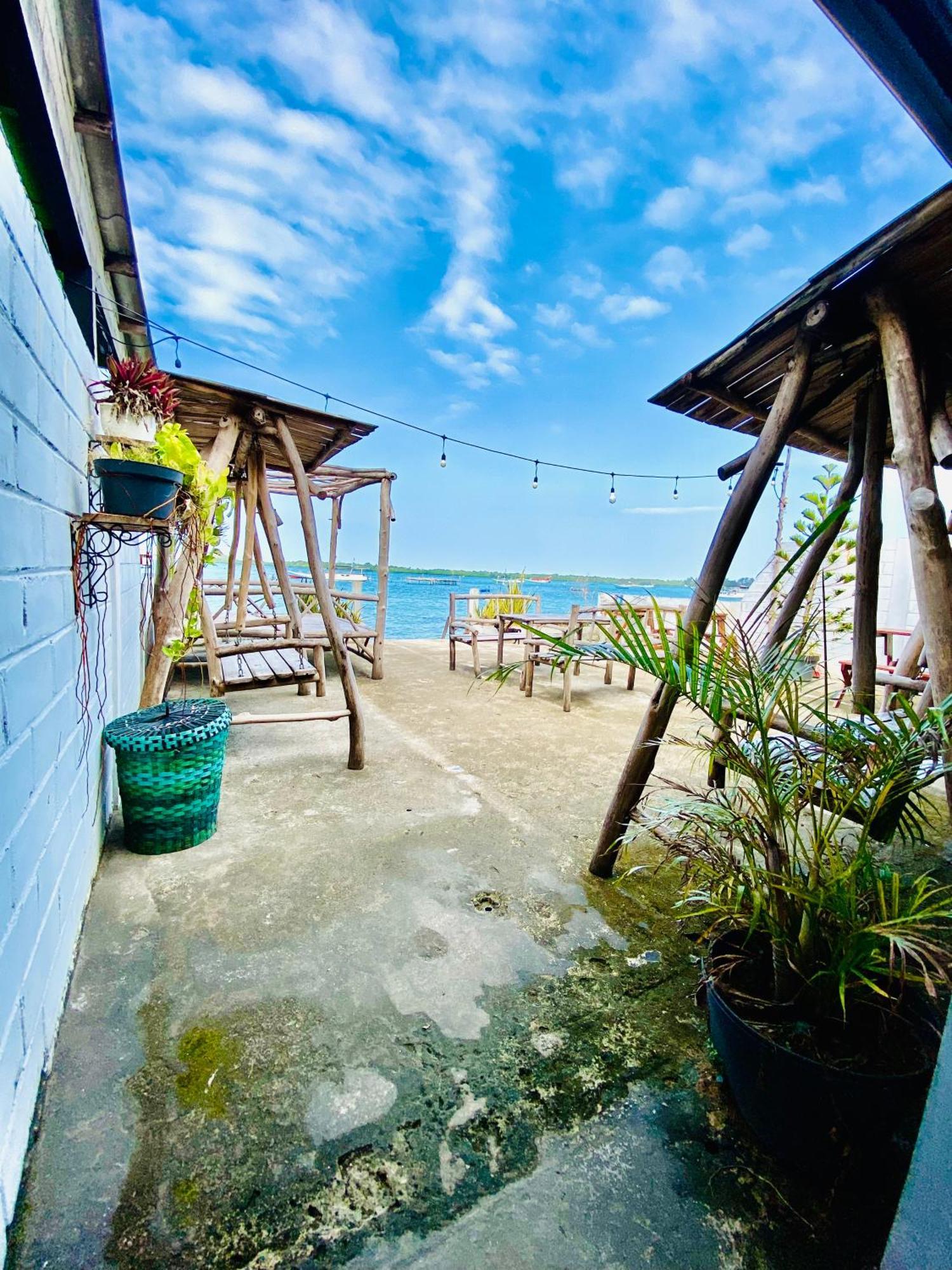 Js House View Vandrerhjem Karimunjawa Eksteriør bilde